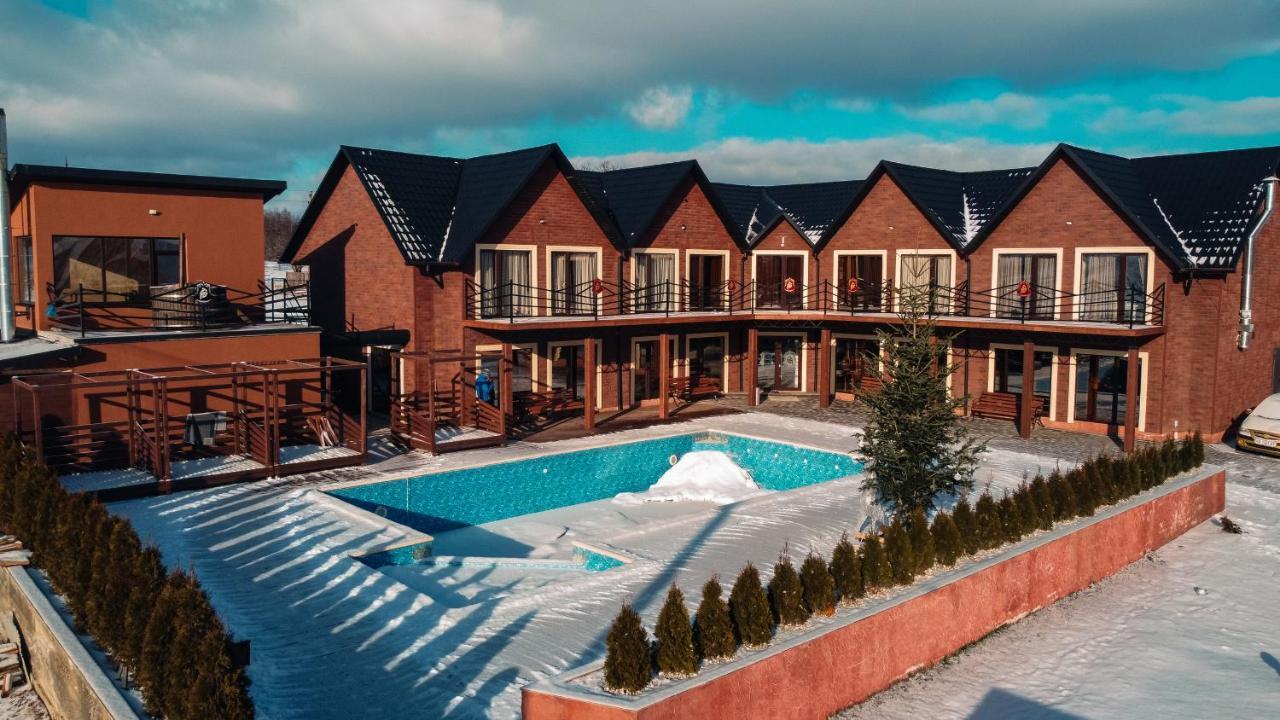 Four Seasons In Carpathians Hotel Migovo Bagian luar foto