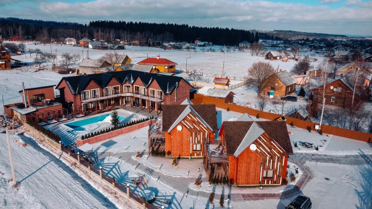 Four Seasons In Carpathians Hotel Migovo Bagian luar foto